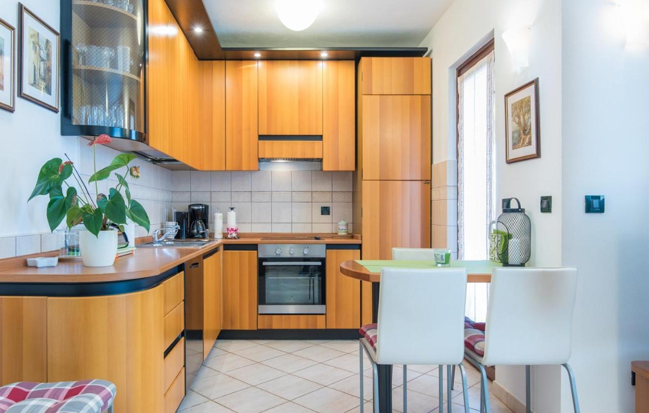 Apartment Roberto Punta Porec Esterno foto