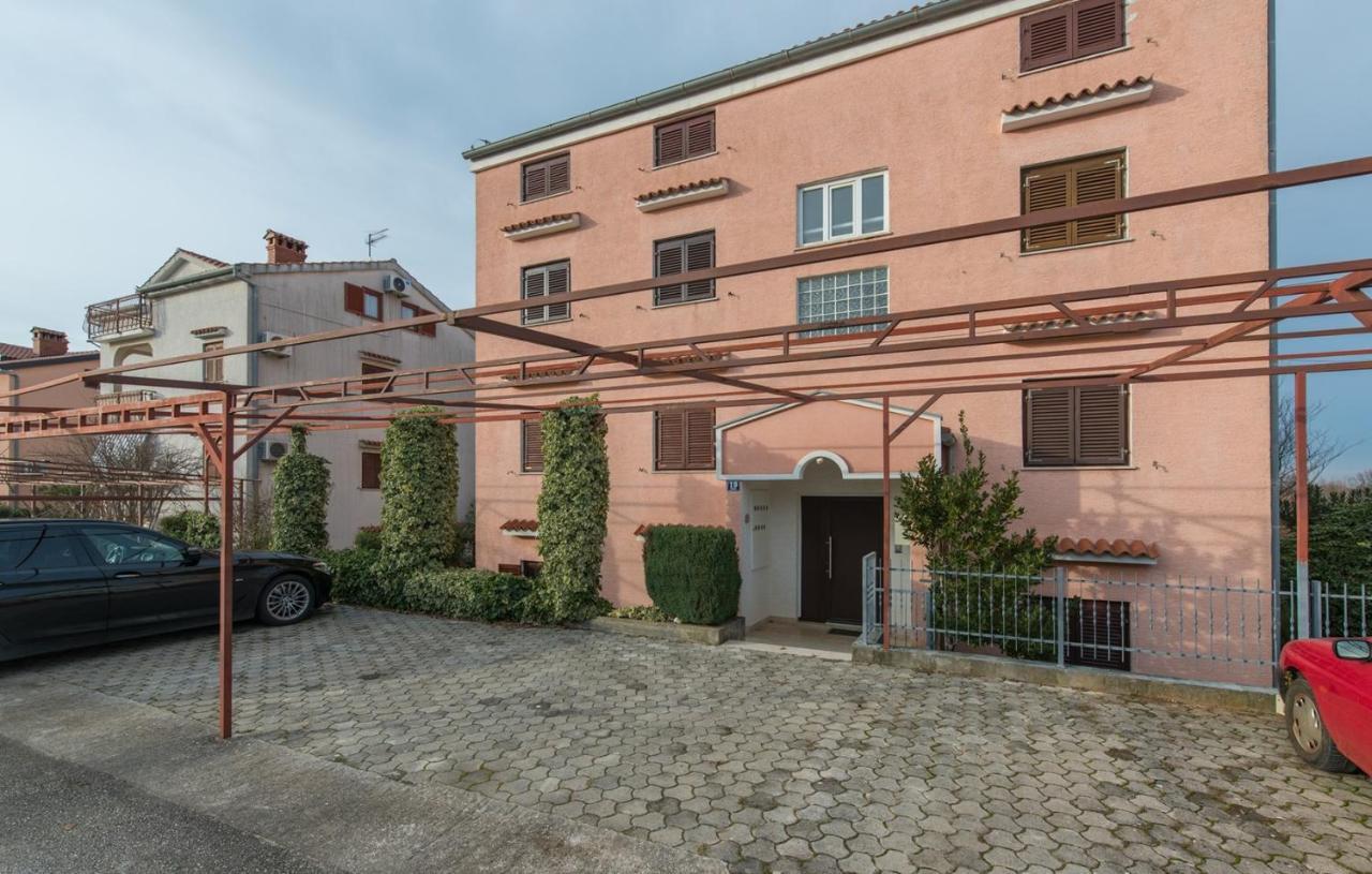 Apartment Roberto Punta Porec Esterno foto